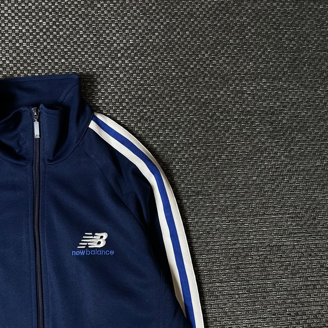 뉴발란스 네이비 로고 트랙탑 져지 M 상품이미지3
