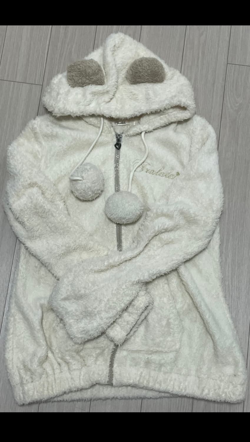 트랄라라 곰돌이 후드집업 상품이미지1