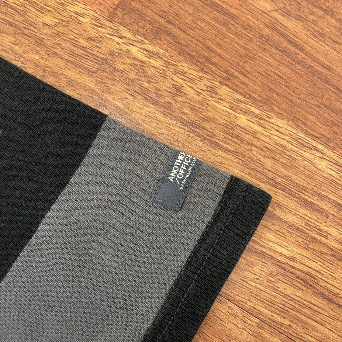 어나더오피스 스트라이프 반팔 상품이미지2