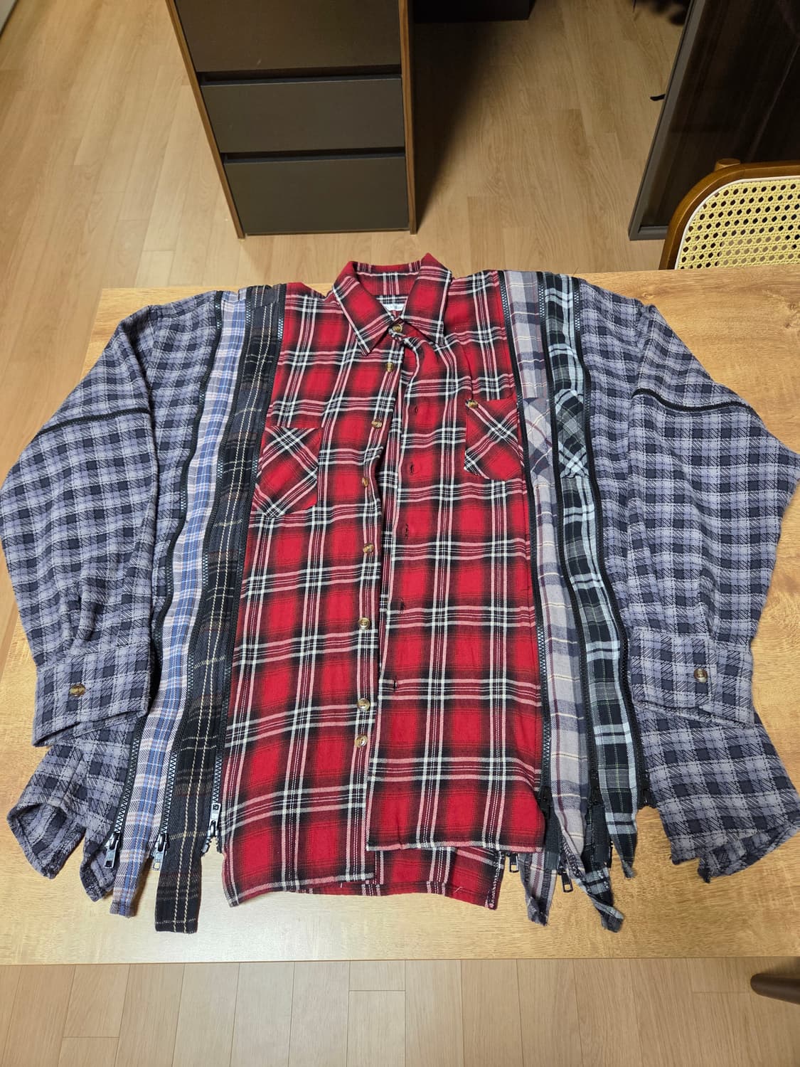 리빌드 바이 니들스 지퍼 7컷 상품이미지1