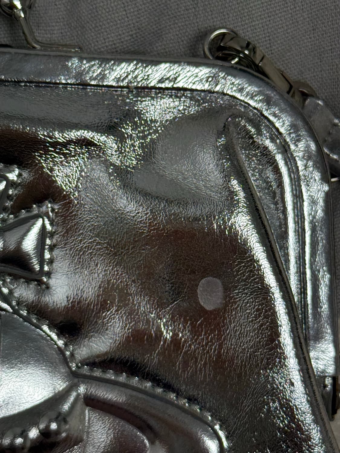 비비안웨스트우드 첼시백 실버 상품이미지2