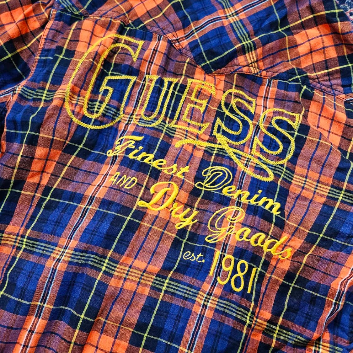 게스(GUESS) 빈티지 레터링 웨스턴 체크 셔츠 상품이미지2