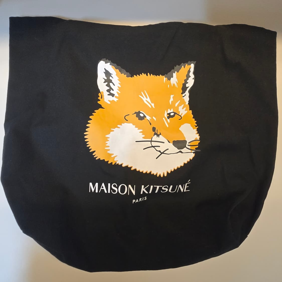 메종키츠네 폭스헤드 토트백 블랙 상품이미지1