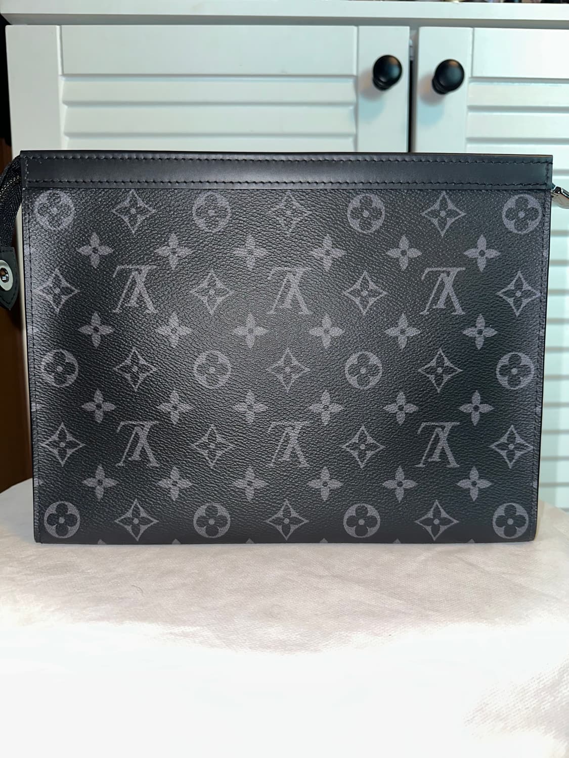 루이비통 포쉐트 보야주 클러치 상품이미지5