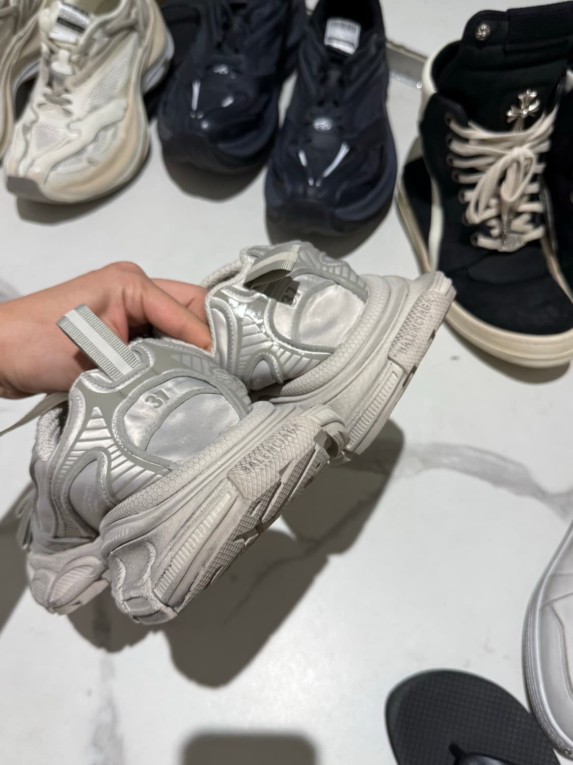 발렌시아가 3XL 리본 스니커즈 상품이미지5