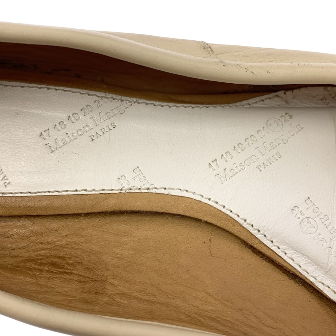 마르지엘라 타비 플랫 화이트 상품이미지5