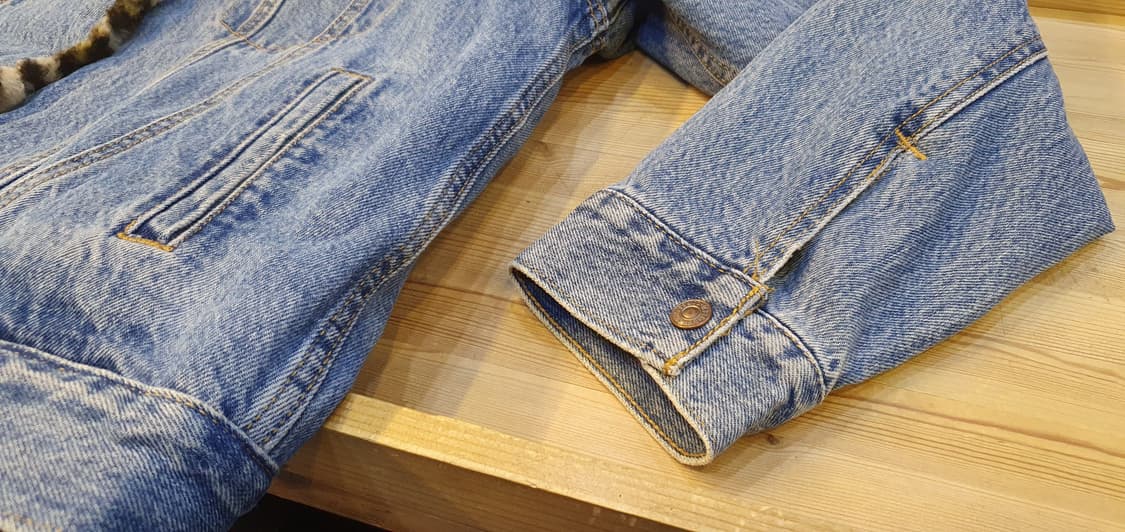 77.리바이스 레오파드 양털자켓 상품이미지5