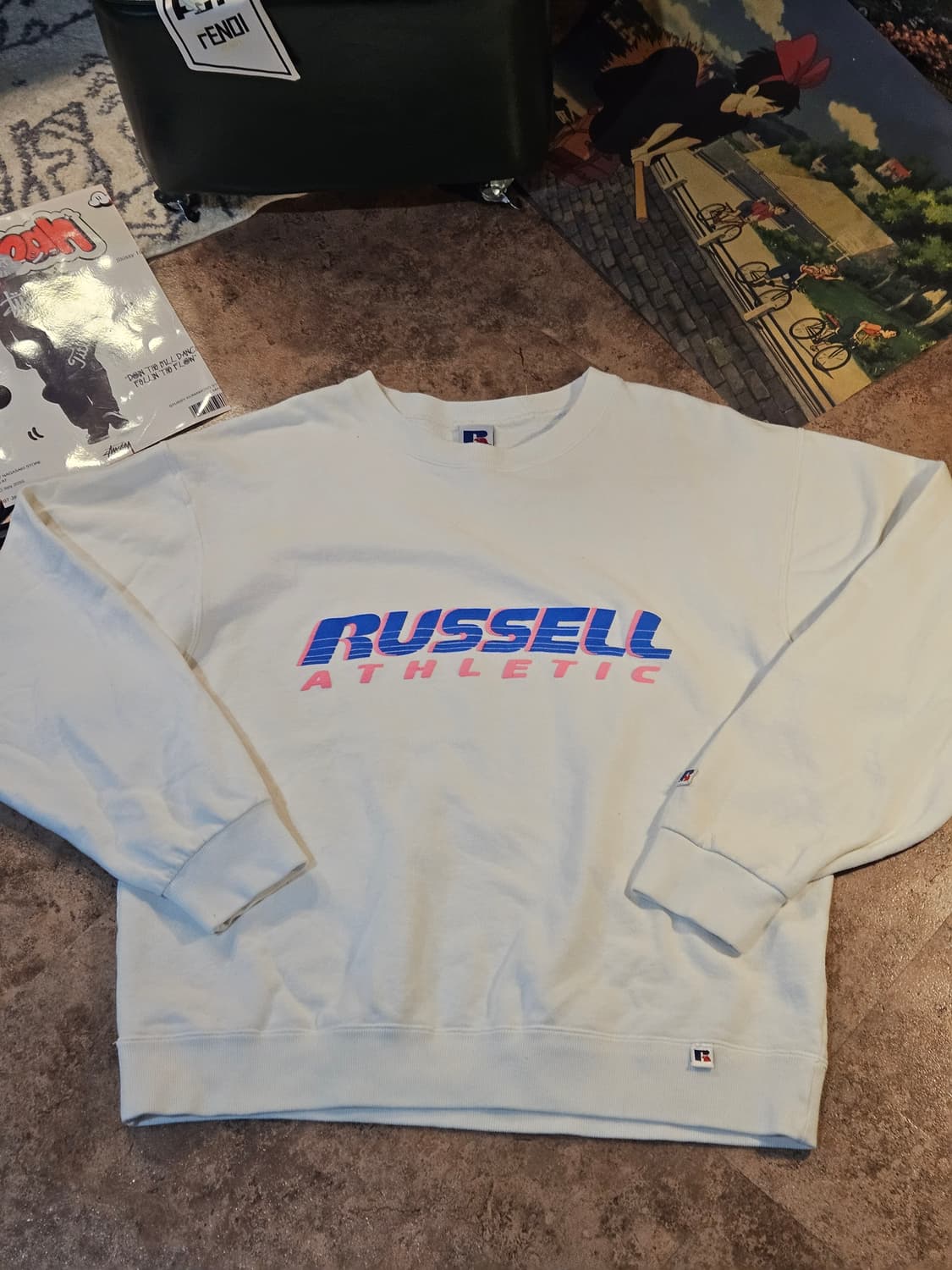 러셀 애슬레틱 RUSSELL ATHLETIC 맨투맨 (오프화이트)
mad 상품이미지4