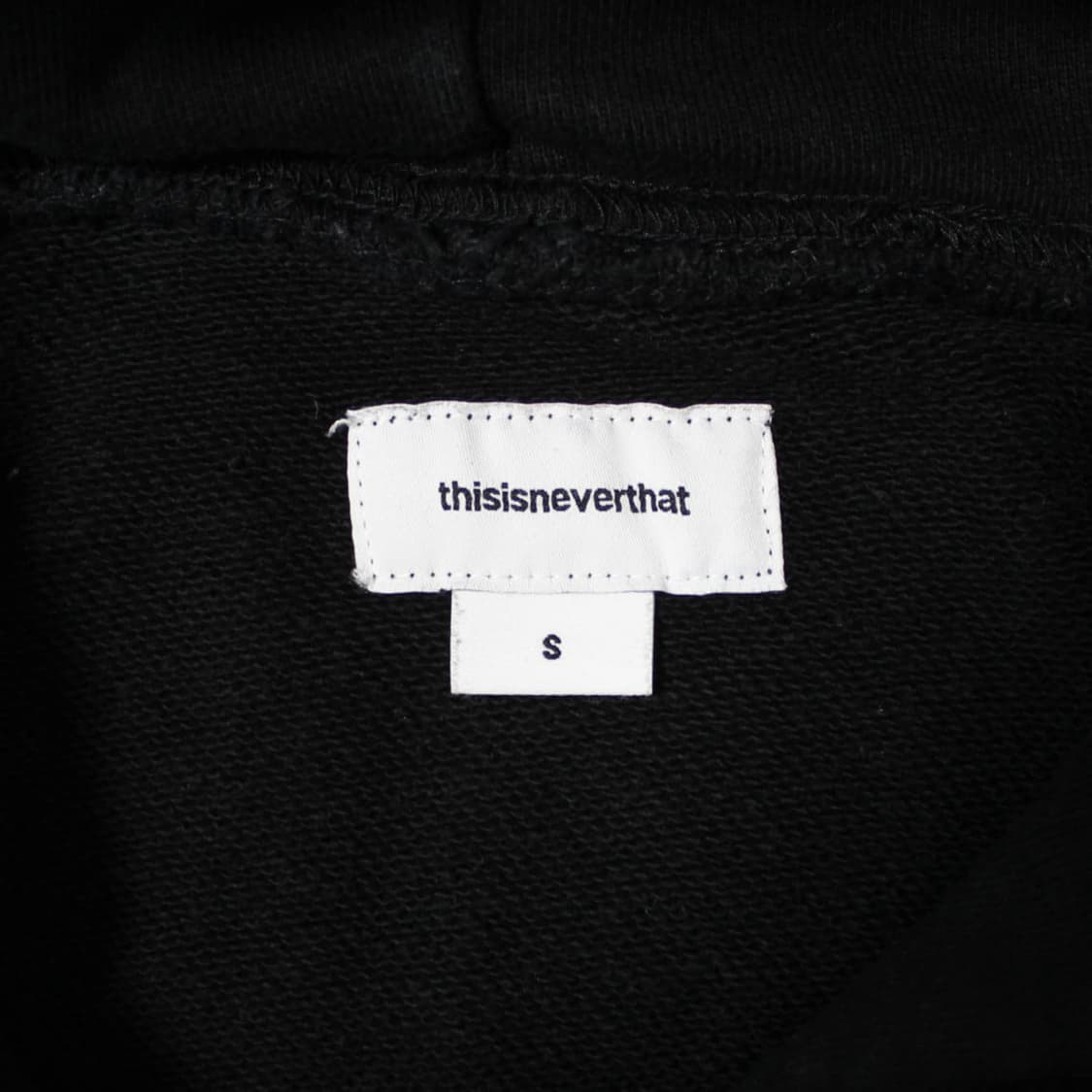 디네뎃 블랙 후드티 상품이미지3