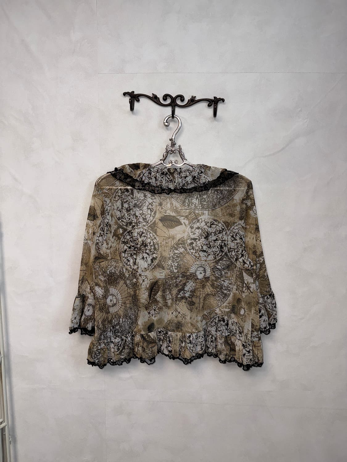 Brown tie dye oriental mesh ruffle 블라우스 상품이미지6