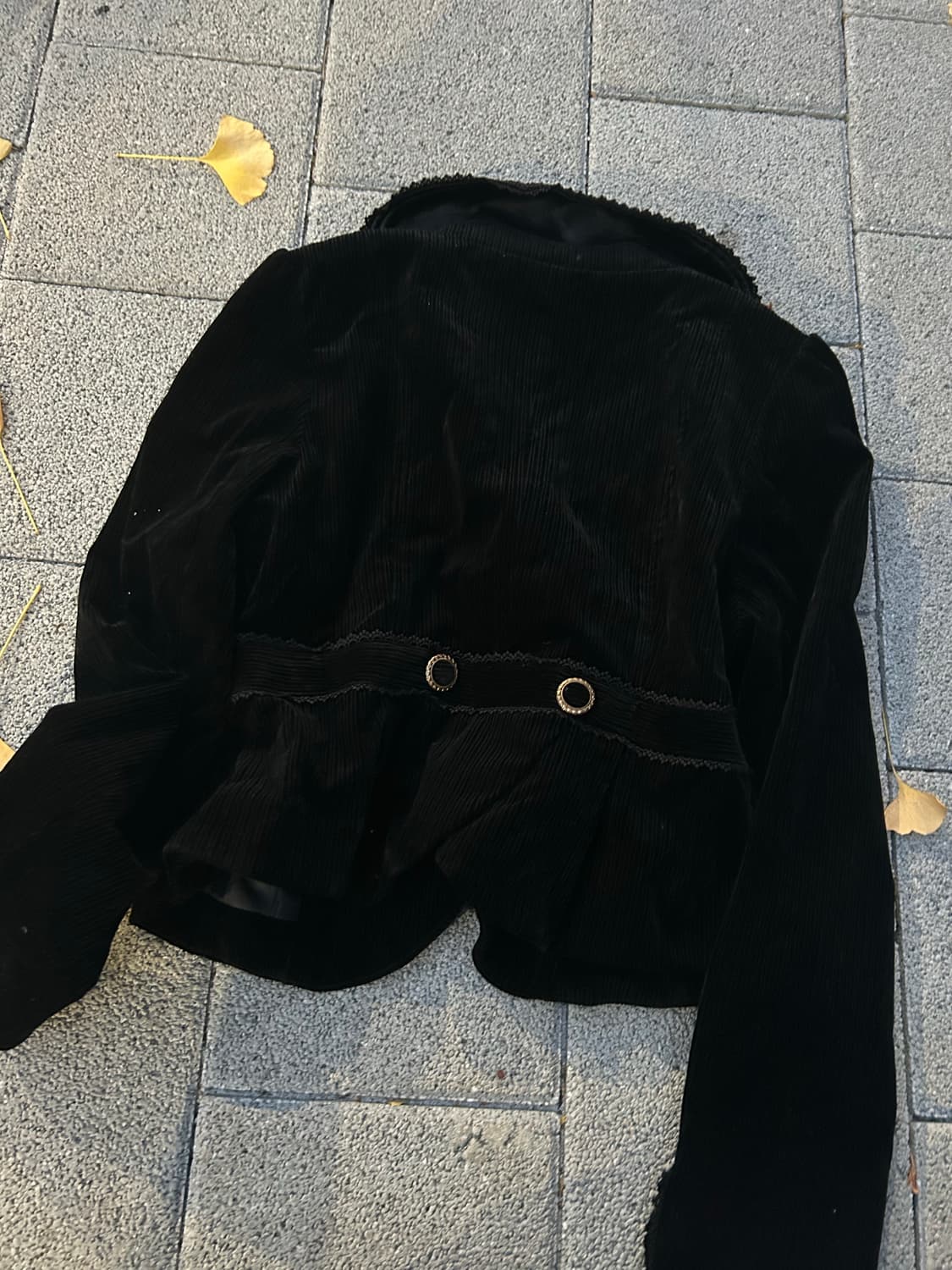 2000s 엑시즈팜 블랙 코듀로이 프릴 긱시크 자켓 상품이미지3
