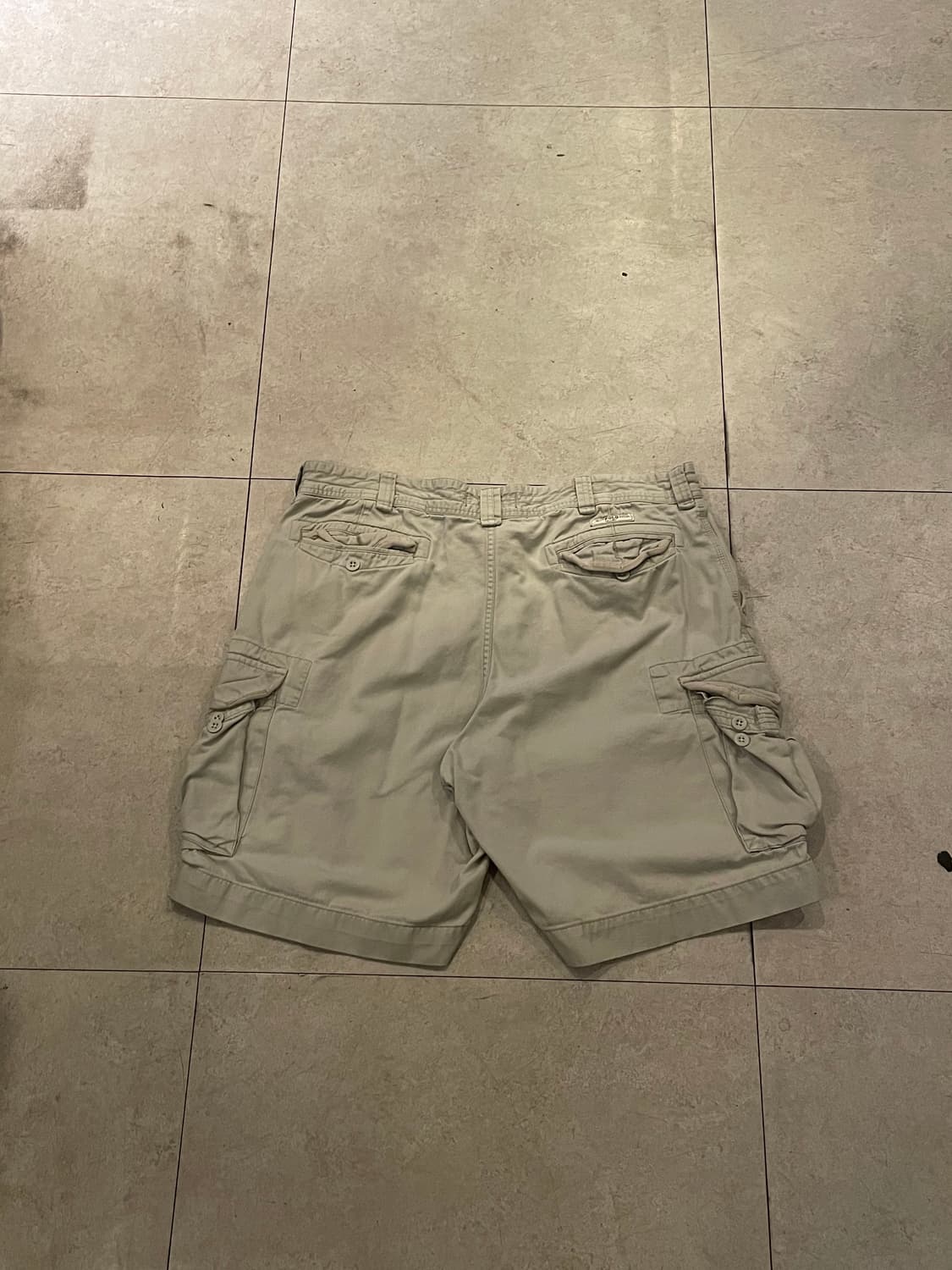 폴로 랄프로렌 베이지 카고 반바지 상품이미지1