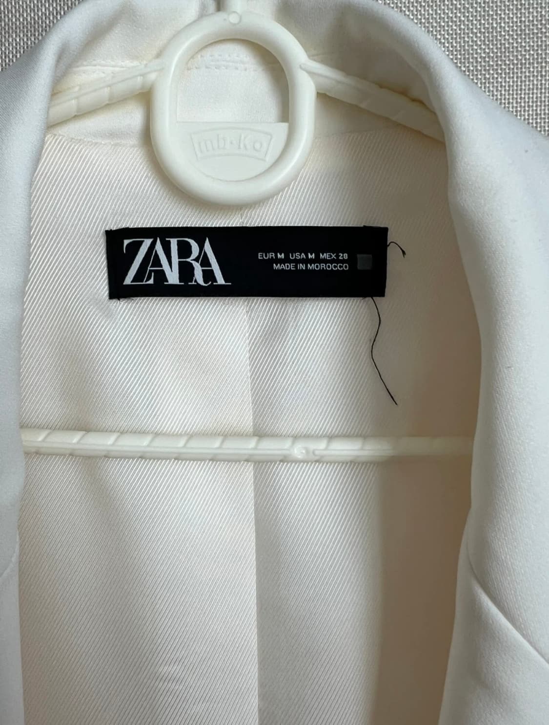 자라 화이트 블레이저M사이즈 상품이미지2