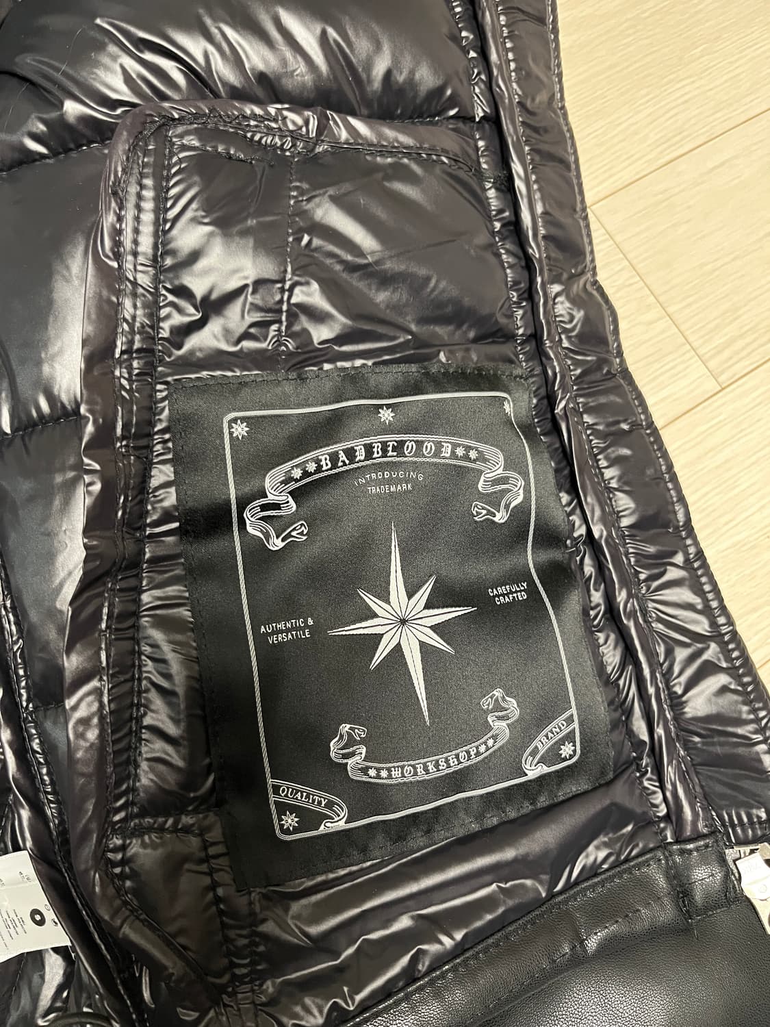 배드블러드 레더후드패딩(사이즈 S 새상품) 상품이미지7