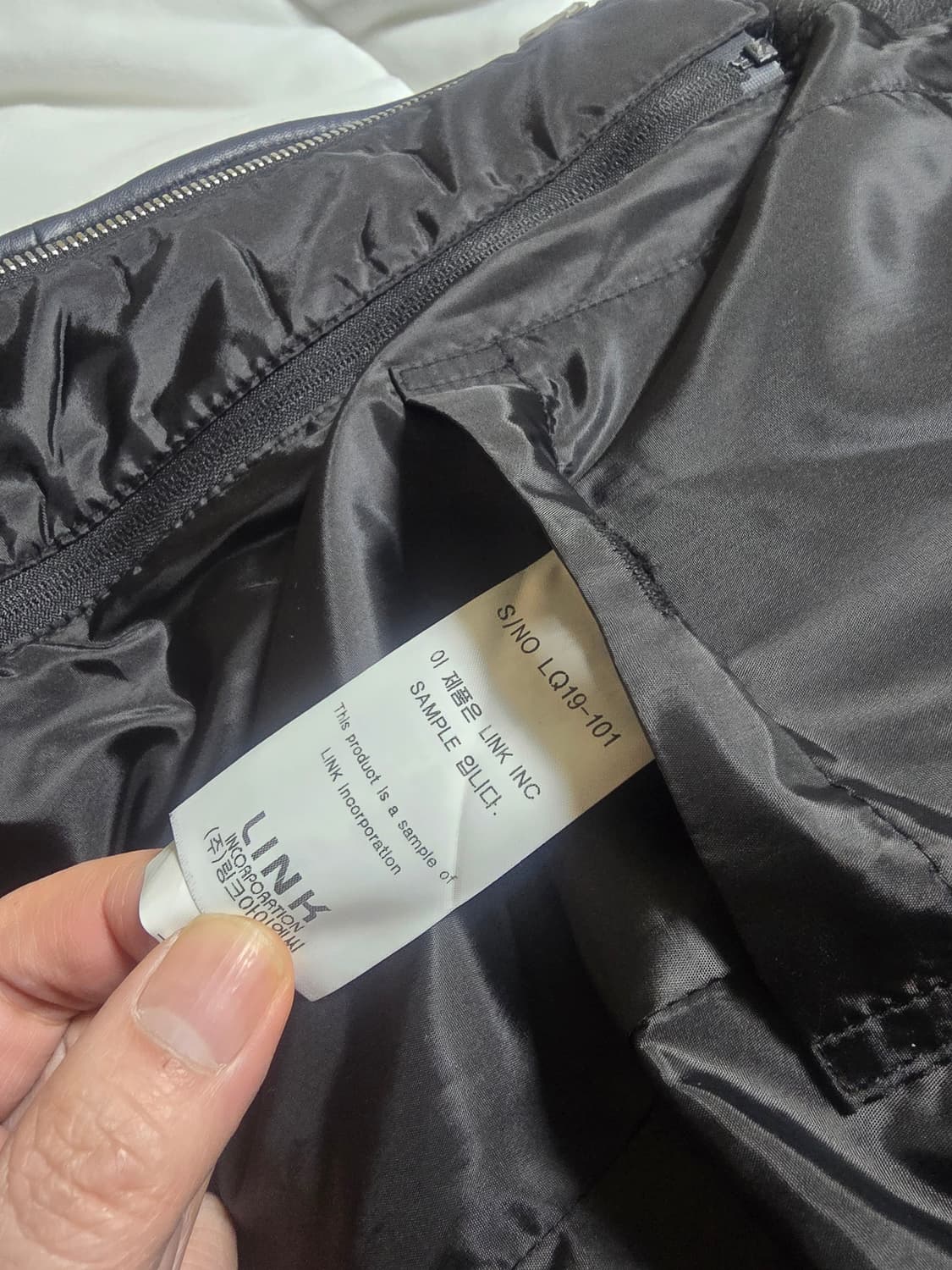 바쏘옴므 블랙컬러 프리미엄 천연 양가죽 구스다운 자켓 상품이미지8