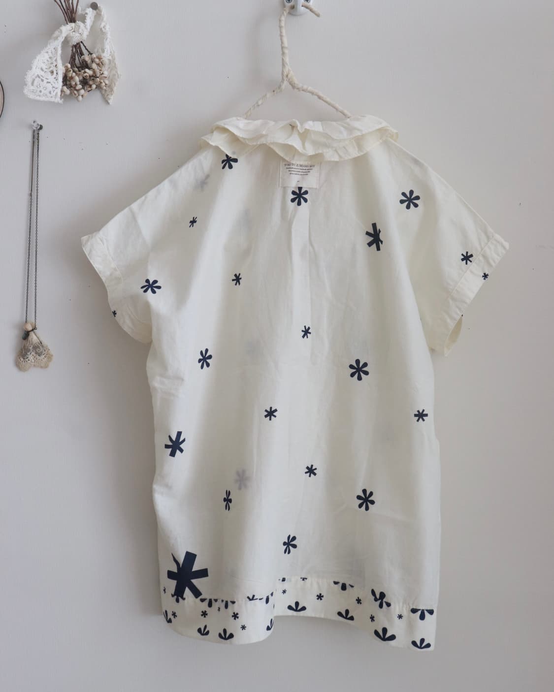 [Beams Boy] Floral Frill Collar Blouse 상품이미지10