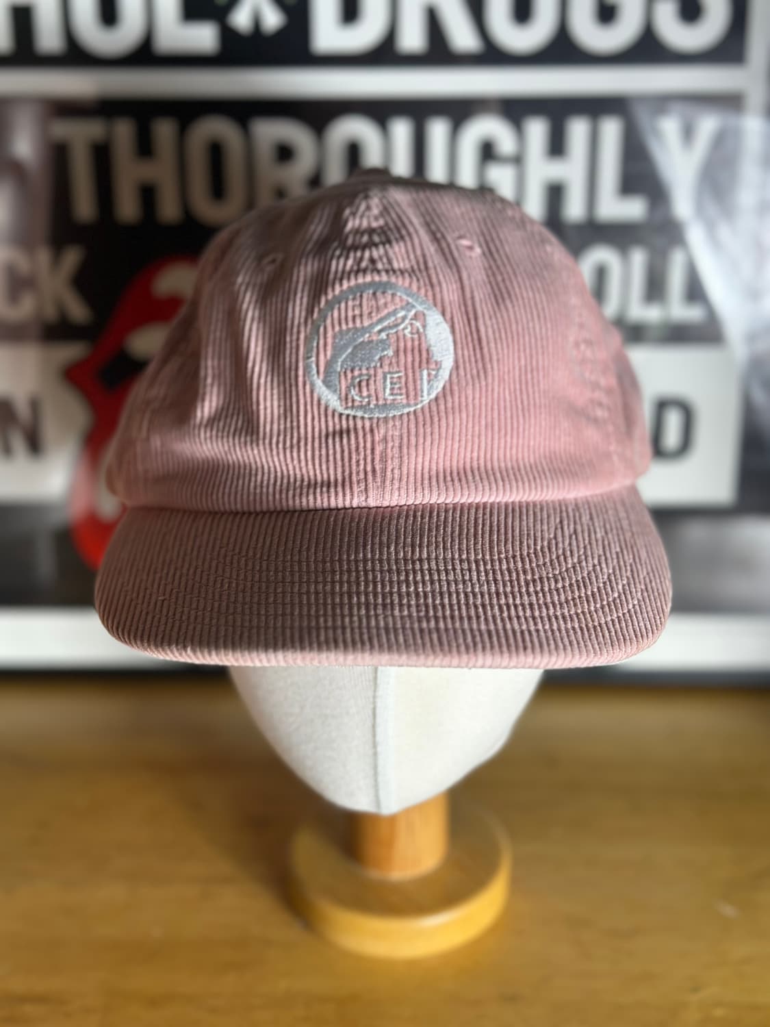 카브엠트 cav empt 코듀로이 모자 상품이미지1