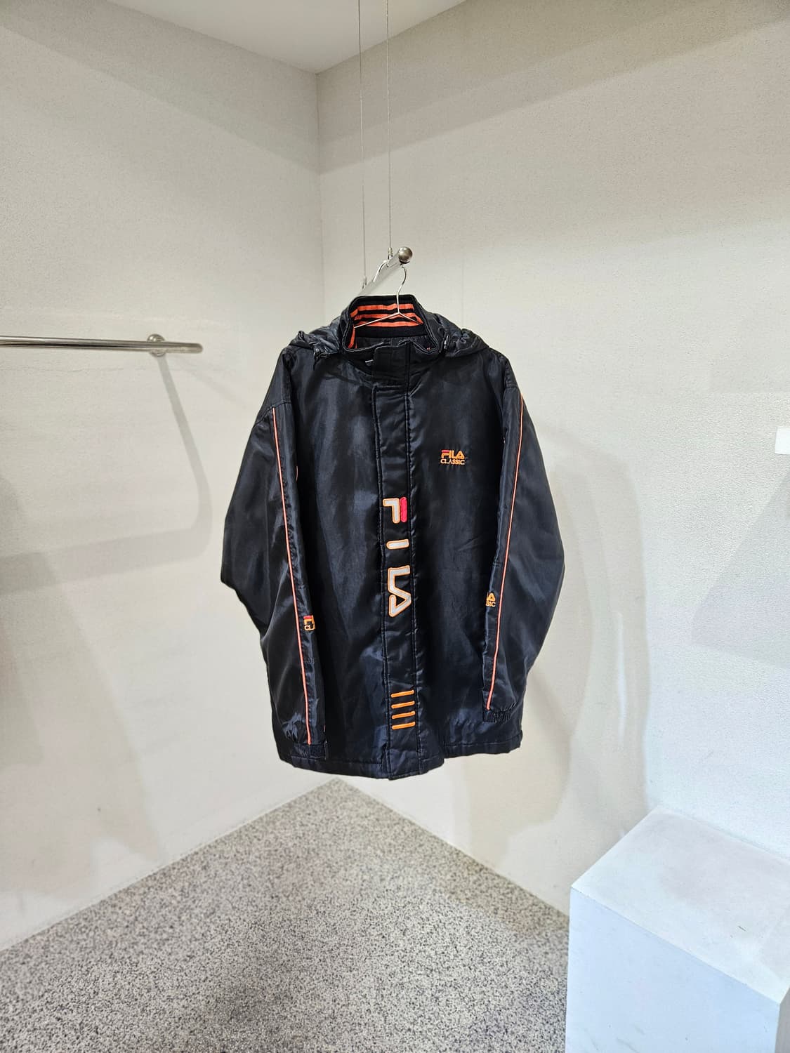 휠라 올드스쿨 바람막이 자켓 상품이미지1