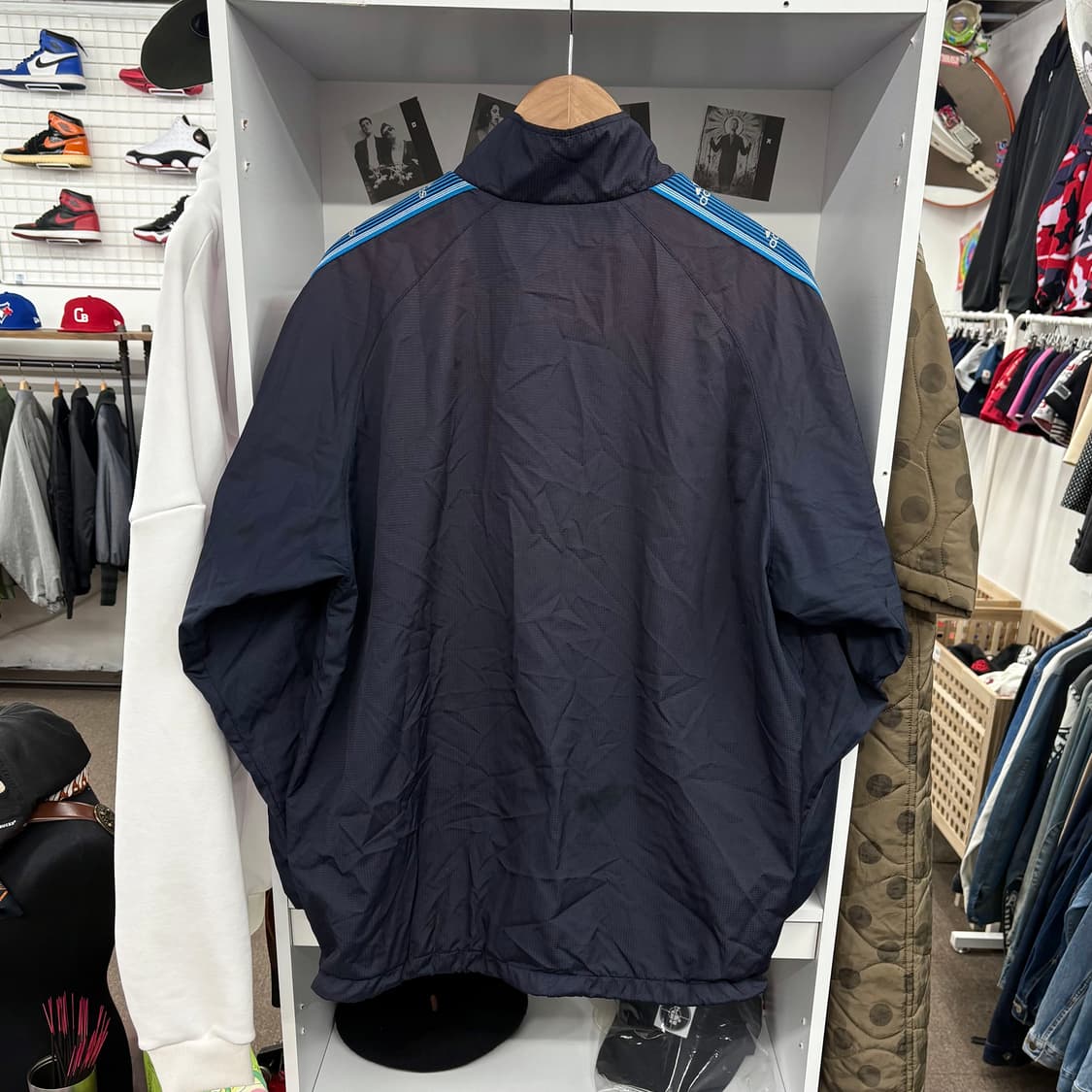 (M) 아디다스 올드스쿨 사이드라인 바람막이 자켓 상품이미지3