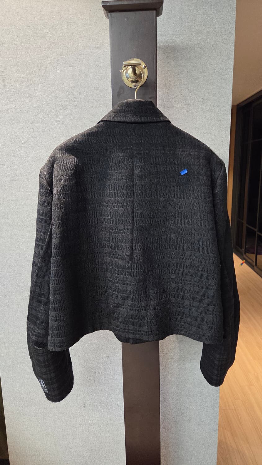 아더에러 자켓 팝니다. 상품이미지3