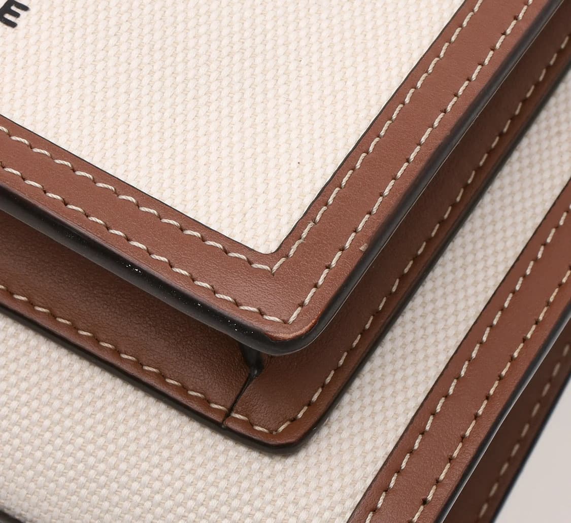 [S급] 버버리 투톤 캔버스 앤 레더 포켓 백 미니 판매합니다!!! 상품이미지7