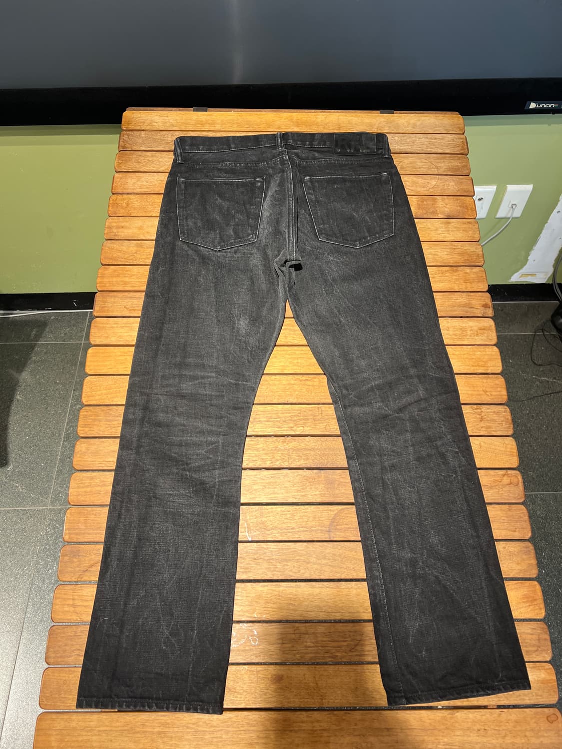 RRL 블랙 셀비지 슬림핏 데님 팬츠 상품이미지5