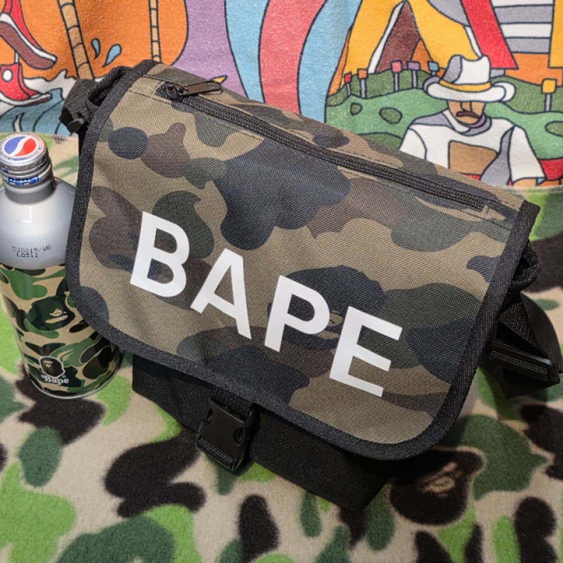 A BATHING APE  2020 A/W COLLECTION 크로스 숄 상품이미지2