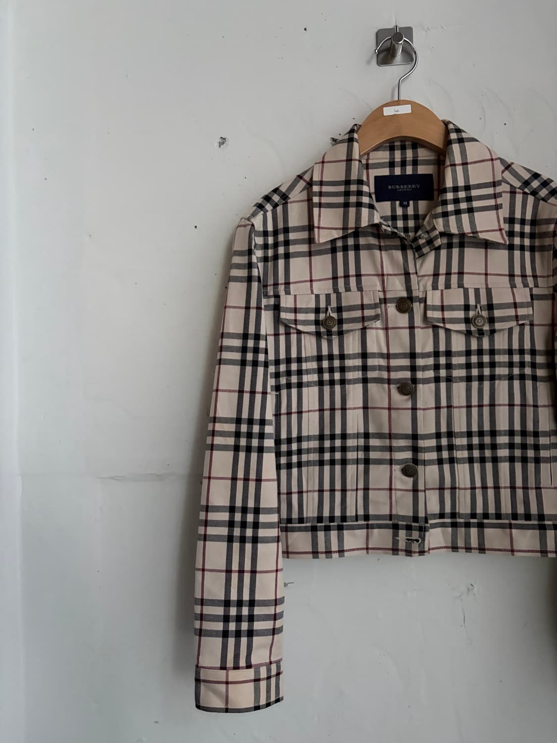 버버리 체크 숏 자켓 상품이미지2