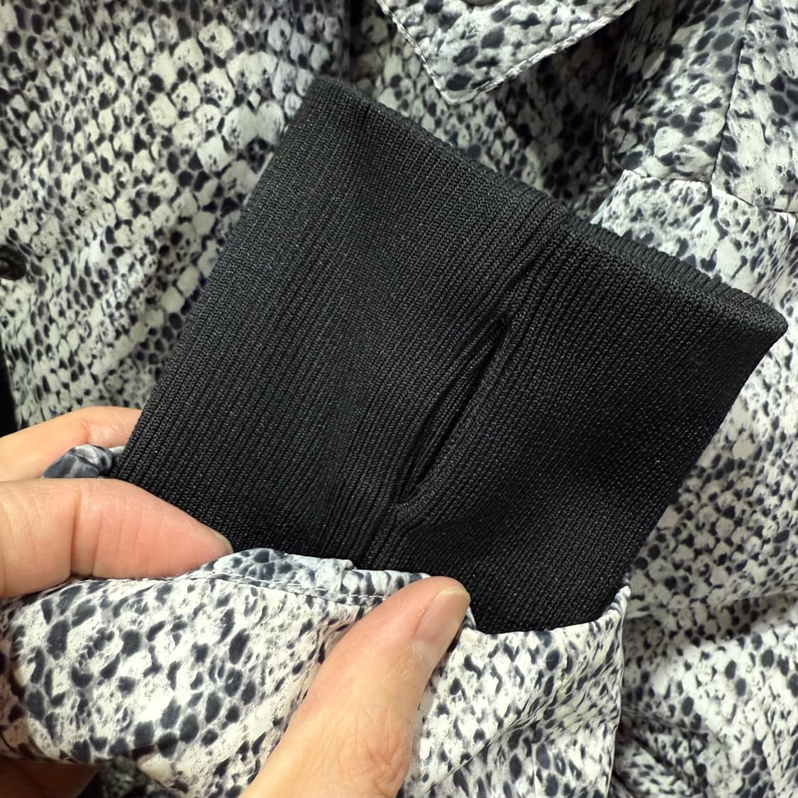 S VARLEY 발리 하이랜드 스네이크스킨 퍼프 패딩 자켓 상품이미지8