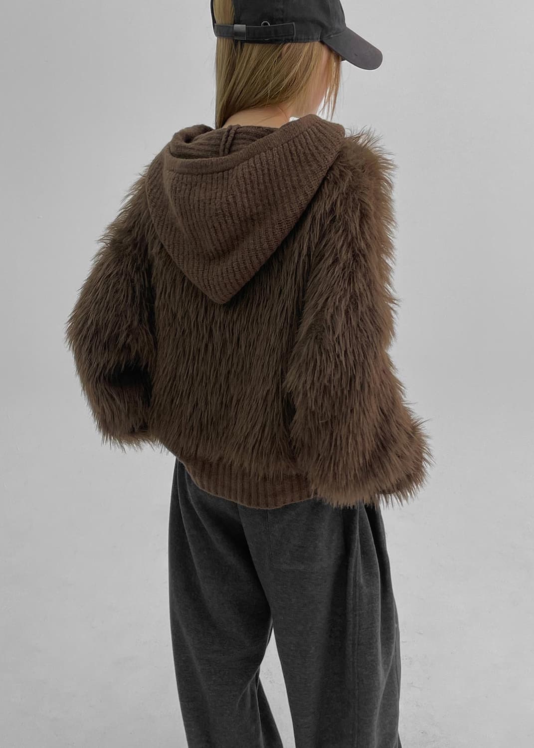 블랙업 레빗스 퍼 후드 가디건 상품이미지2