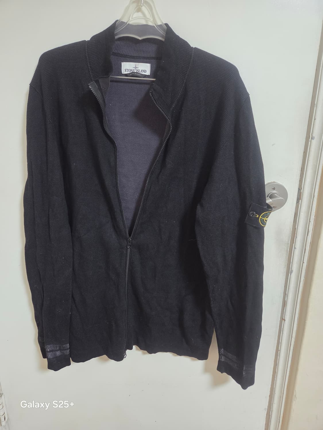 스톤   아일랜드  블랙니트 상품이미지1