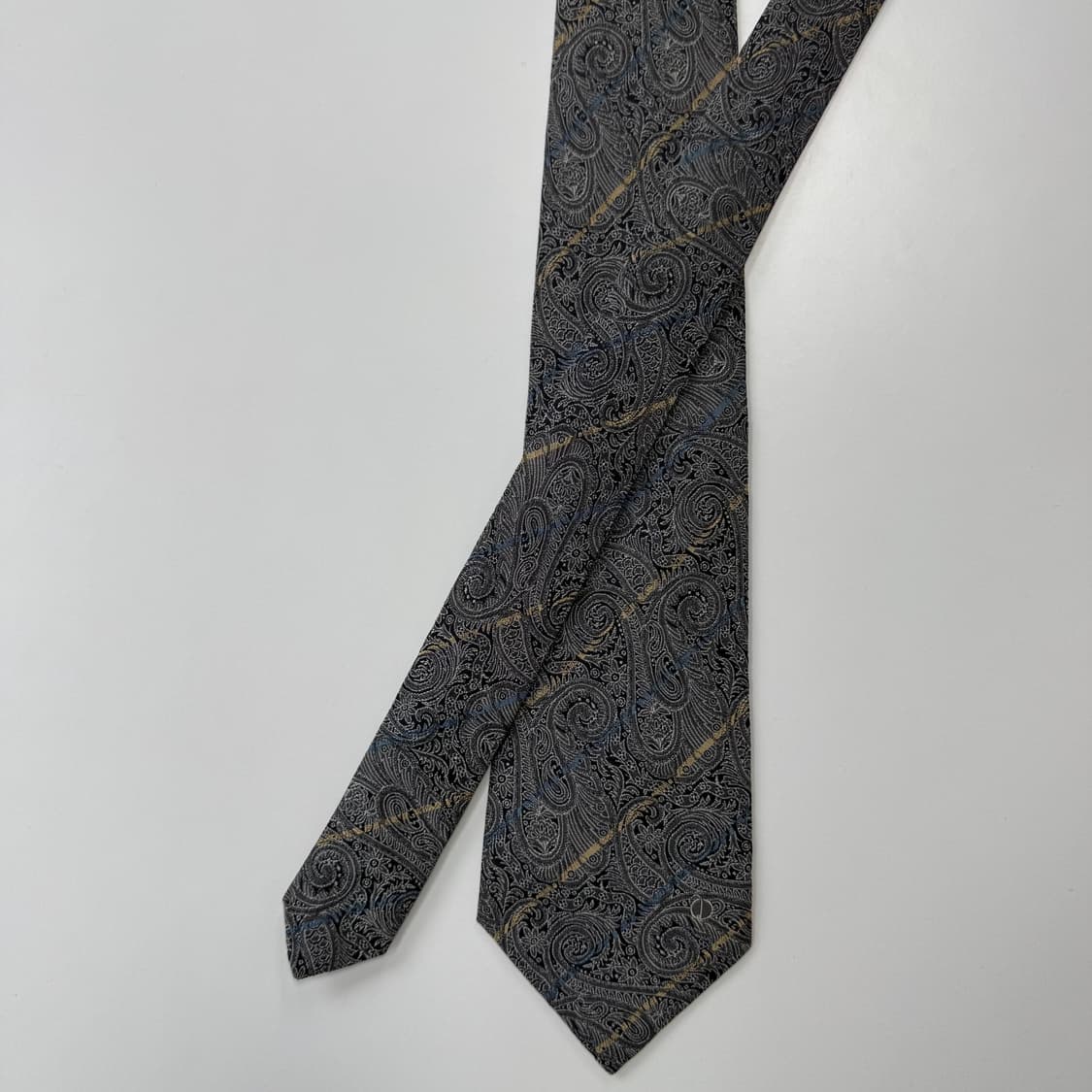 던힐(dunhill) 명품 정품 페이즐리 넥타이 8.7cm 상품이미지1