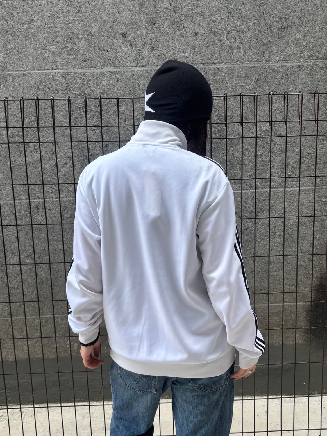 아디다스 화이트 삼선 트랙탑 상품이미지4