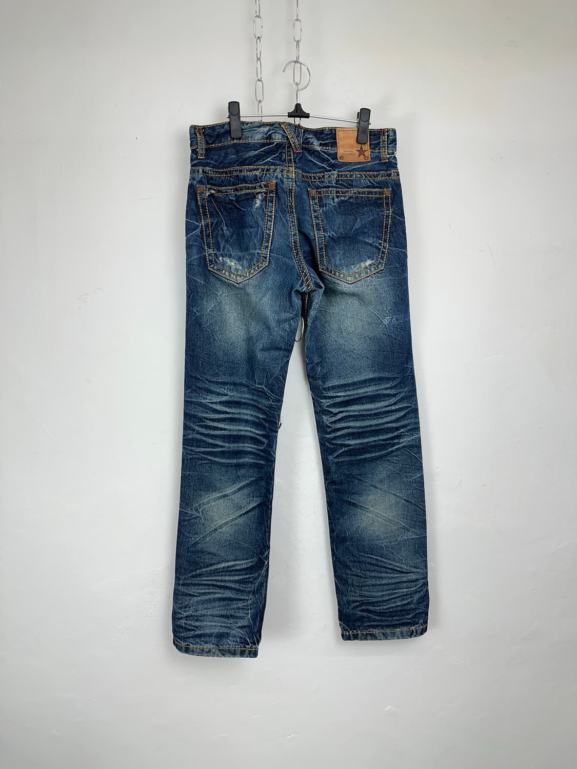 Whisker Wash Straight Denim Jeans  상품이미지7