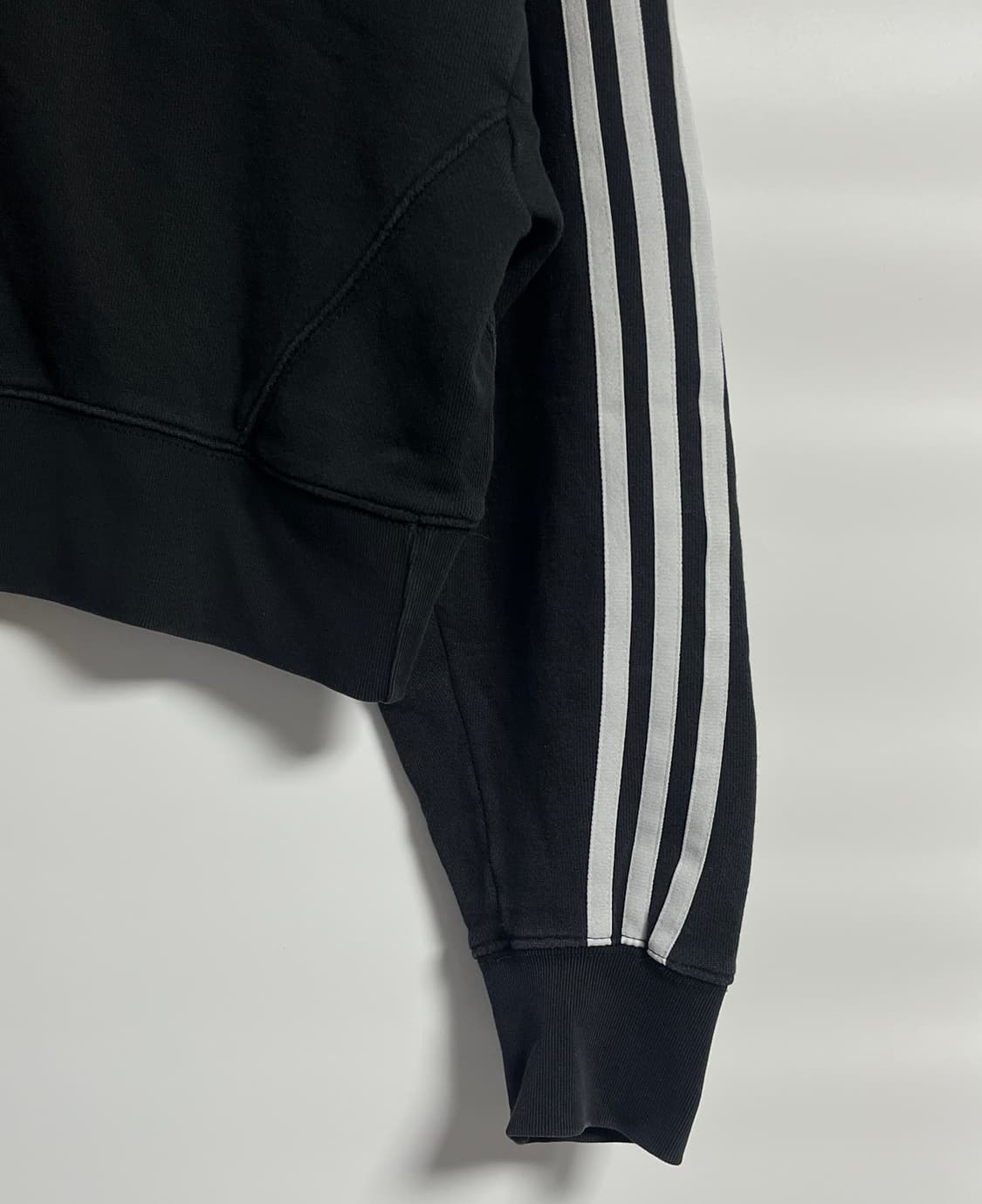 아디다스 오버핏 크롭 삼선 후드티셔츠 후드티 S 상품이미지2