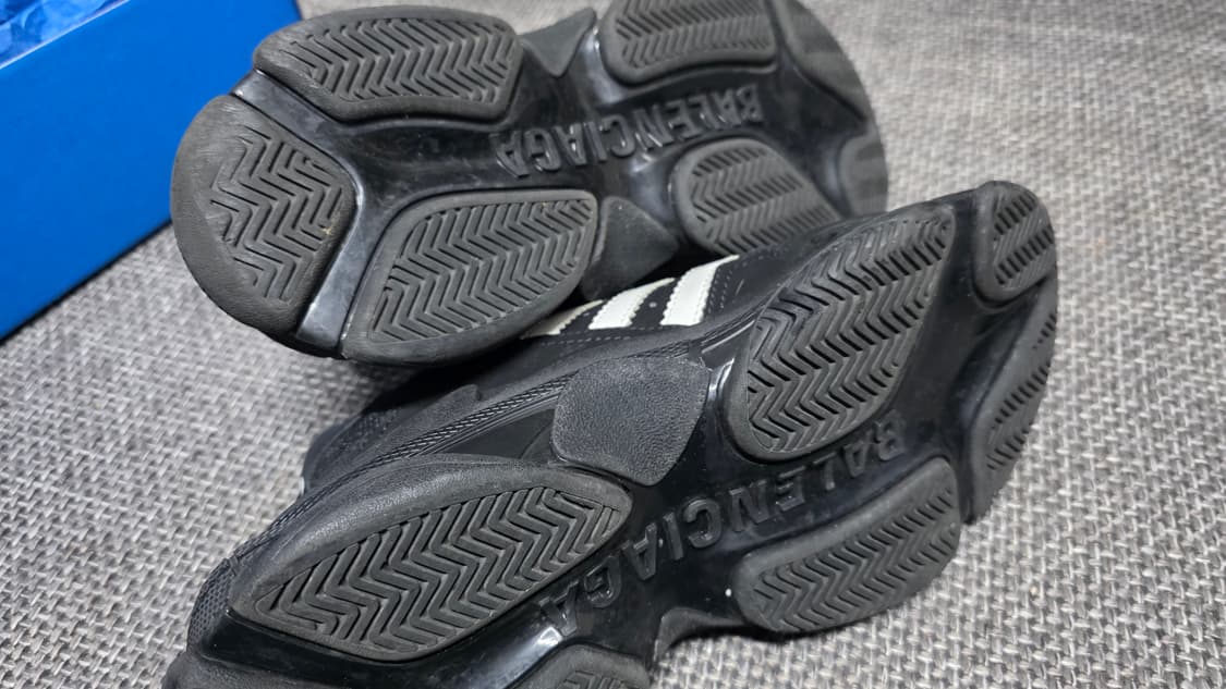 아디다스 발렌시아가 트리플S 블랙 41사이즈 상품이미지6