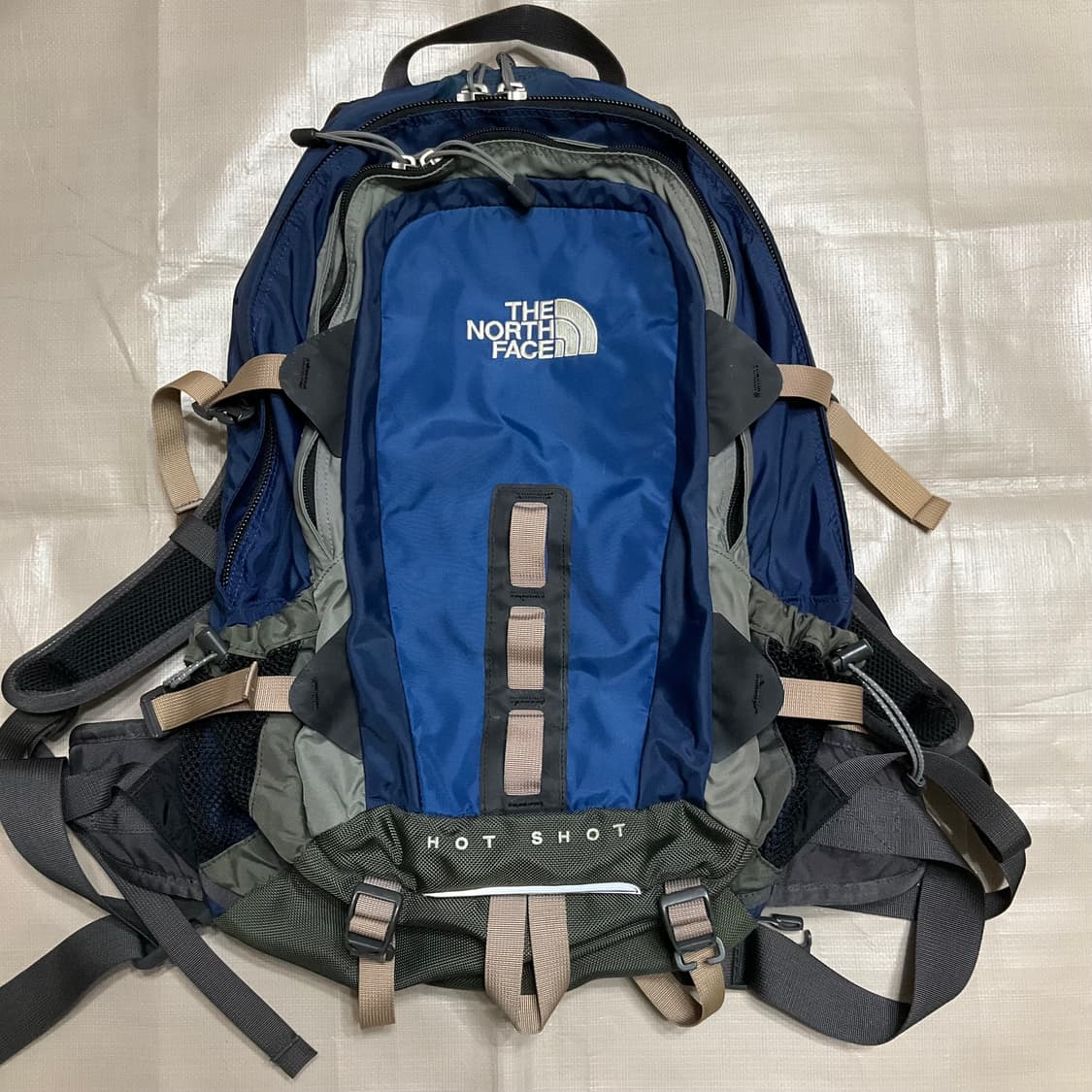 노스페이스 핫샷 백팩 블루 네이비 상품이미지2