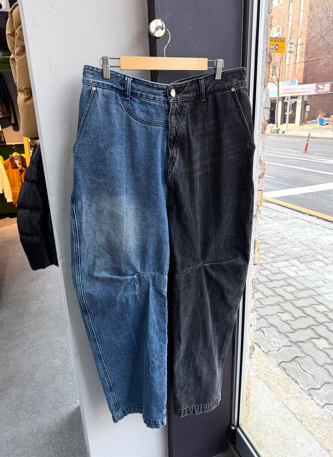 34/ 아더에러 이클립스 투톤 데님 팬츠 상품이미지2