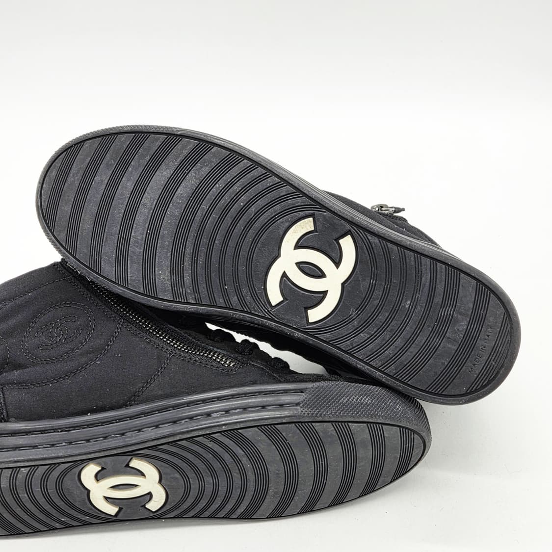  샤넬 우먼스 CC로고 하이탑 스니커즈 블랙 (36)   상품이미지3