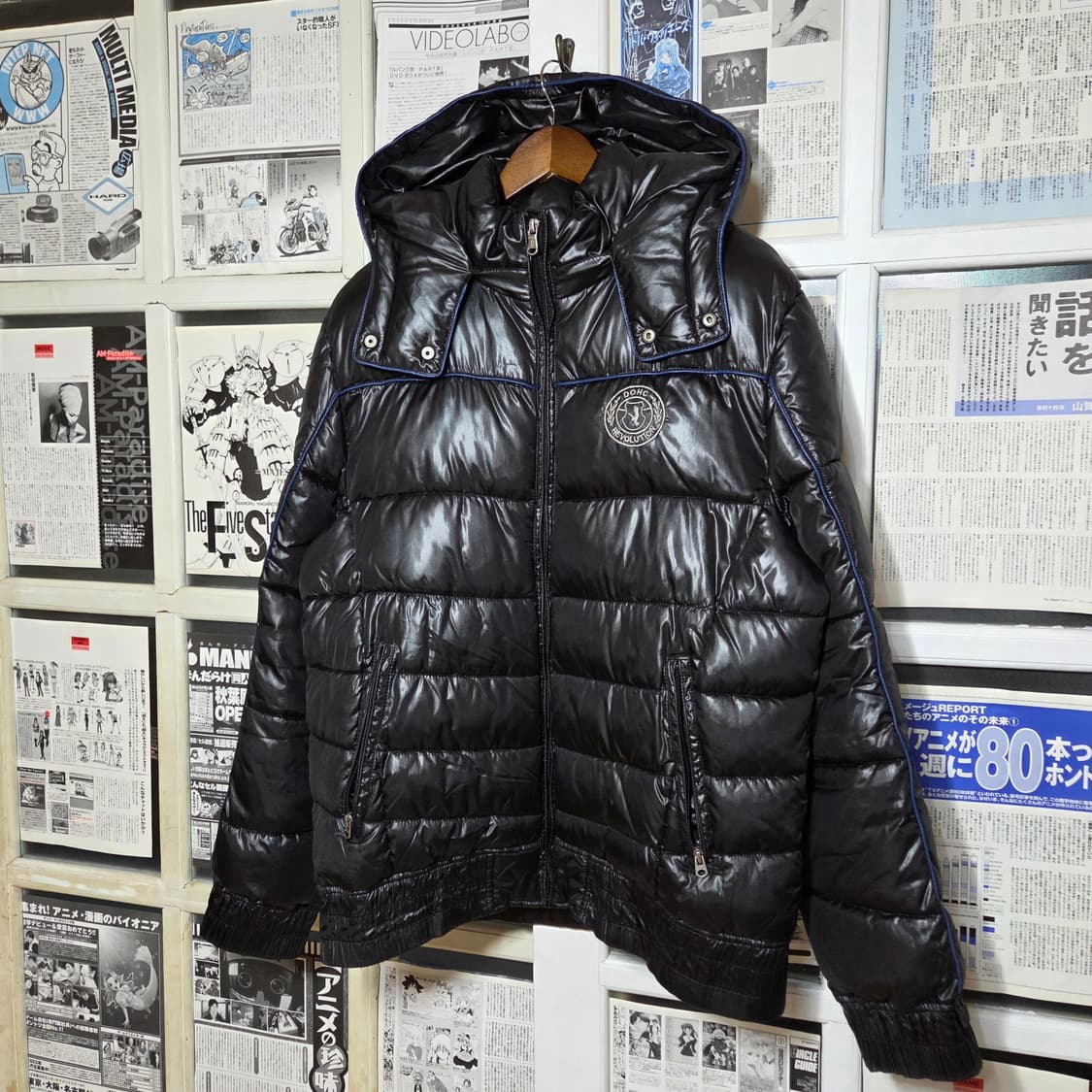 DOHC Y2K 자수 패치 유광 후드 패딩 상품이미지1