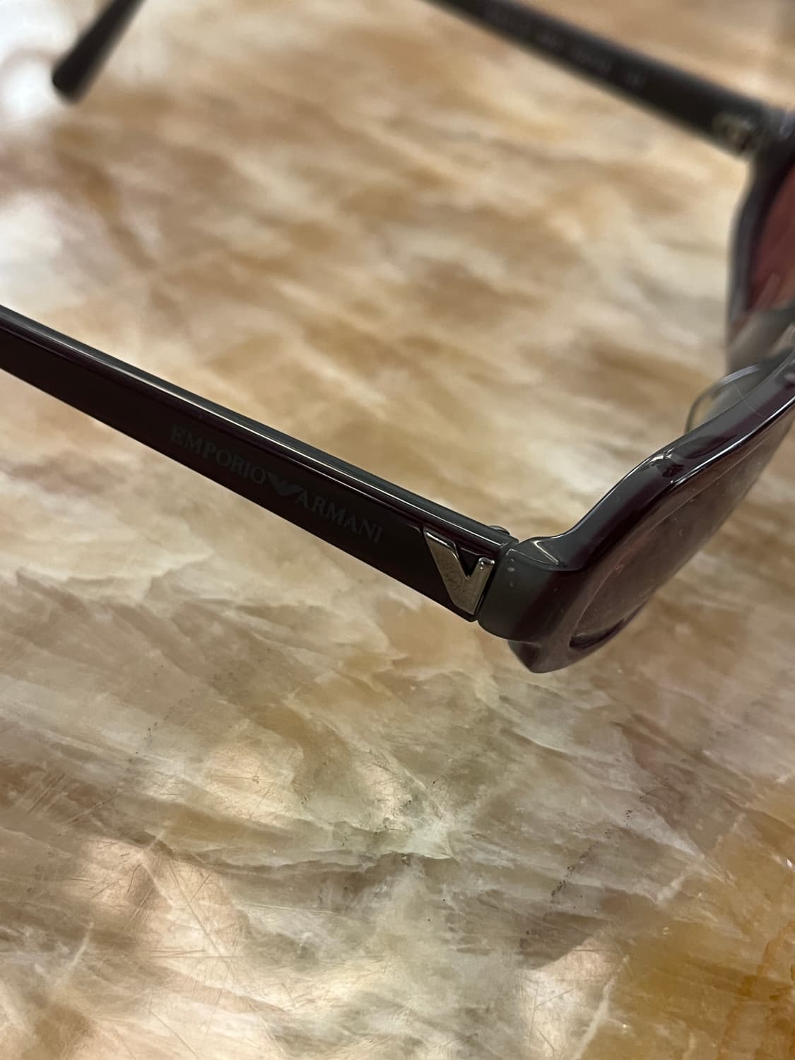 엠포리오 아르마니 버건디 선글라스  상품이미지5