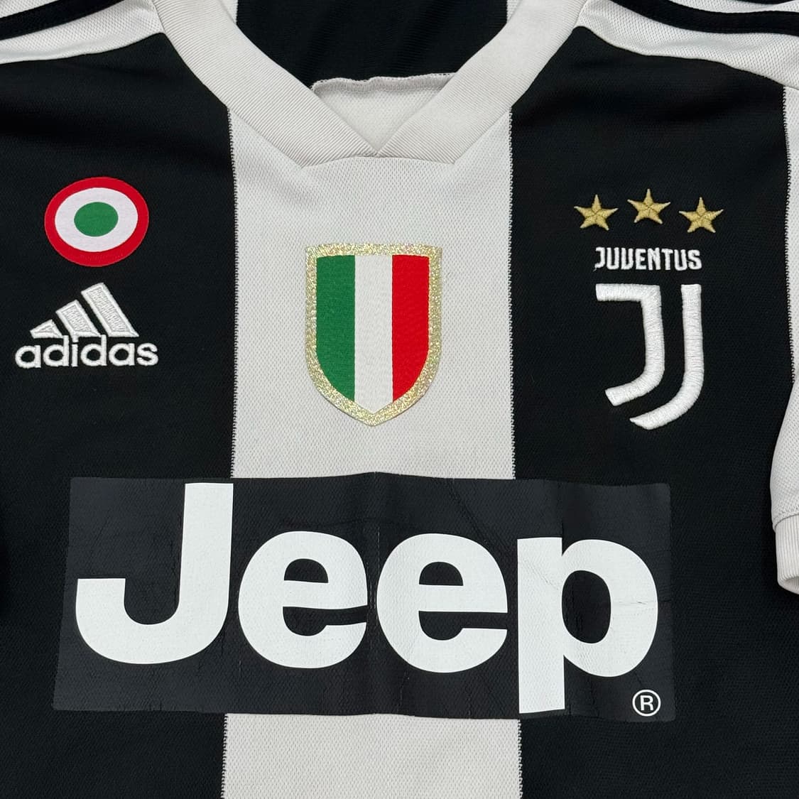 18-19 유벤투스 홈 No.10 파울로 디발라 상품이미지3