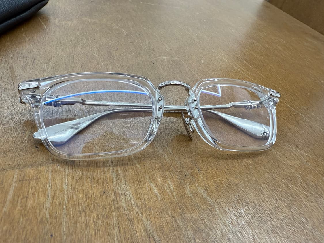 크롬하츠 신상 안경 snat 클리어 색상 팝니다. 보증서 영수증 풀포함 상품이미지3