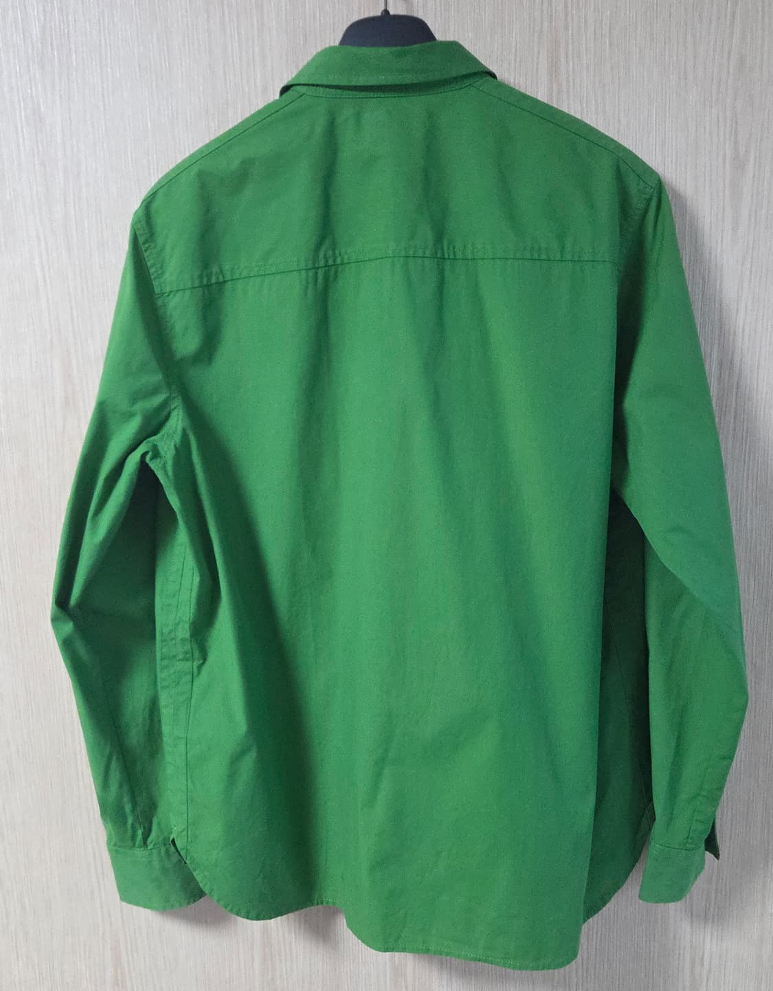 (착샷) 코스 COS 레귤러핏 셔츠 그린 상품이미지5