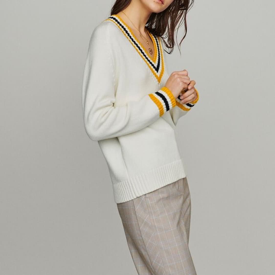 마쥬 maje 배색 브이넥 울 니트 1 상품이미지2