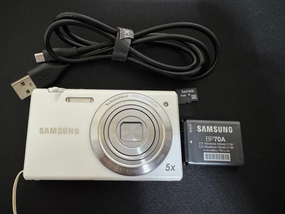 [새상품]삼성 미러팝mv800 한효주 디카 화이트 상품이미지1