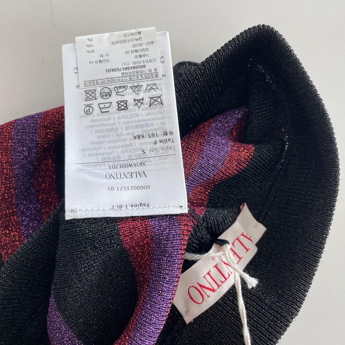 새상품 발렌티노 메탈릭 스트라이프 니트 숏 팬츠 상품이미지5