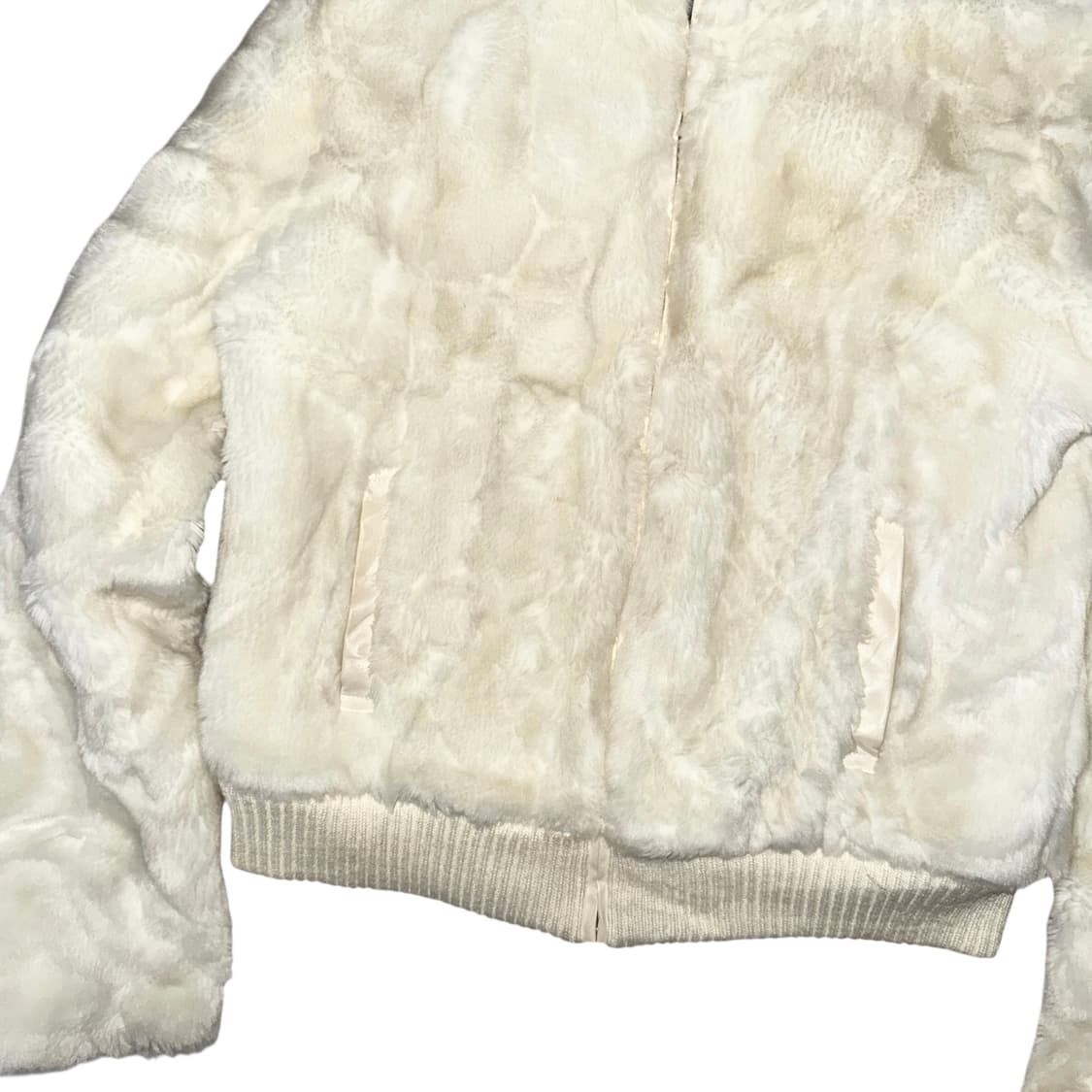 Ivory fake fur jacket 상품이미지3
