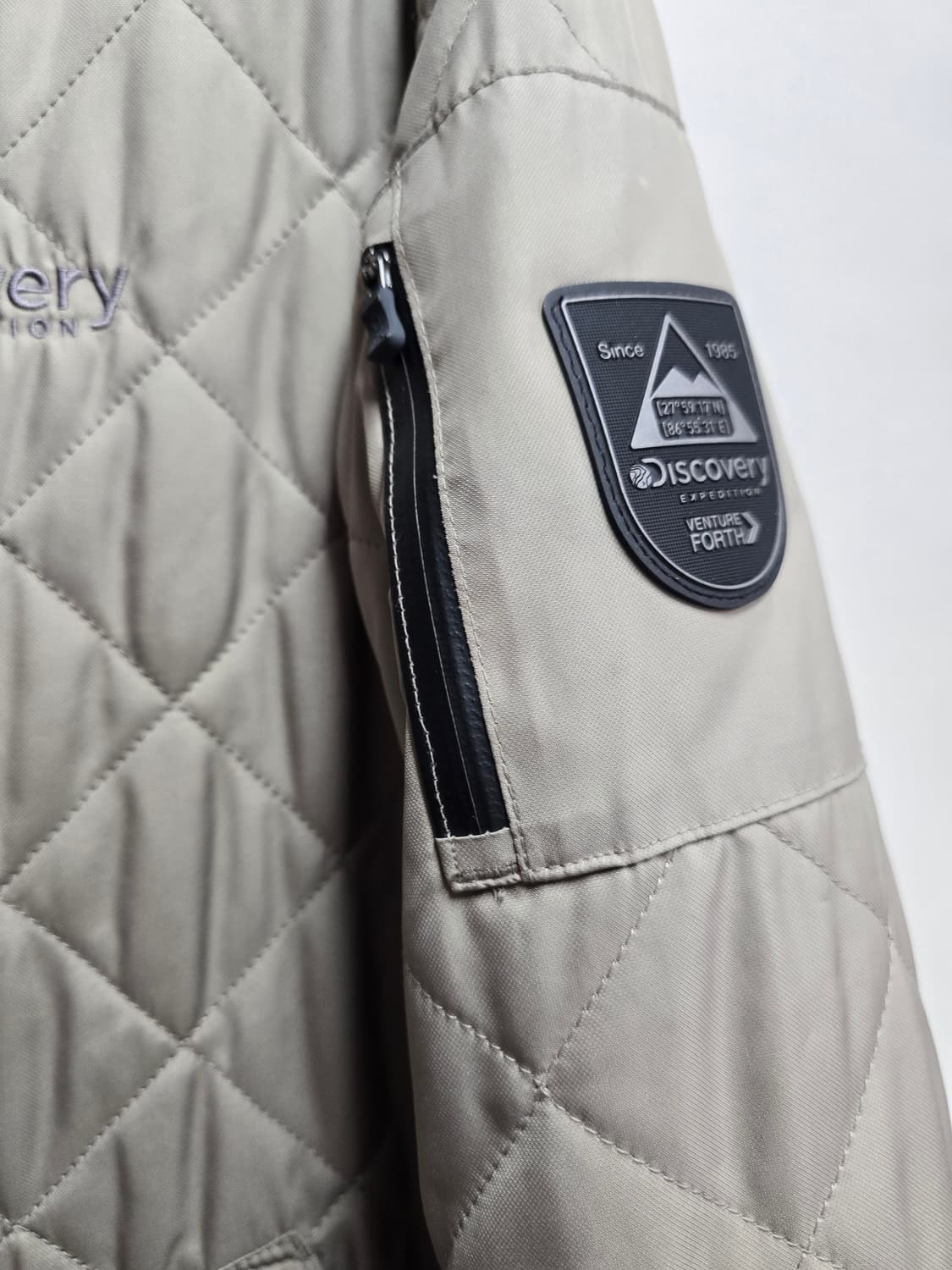 디스커버리 경량패딩 항공점퍼 105 상품이미지2