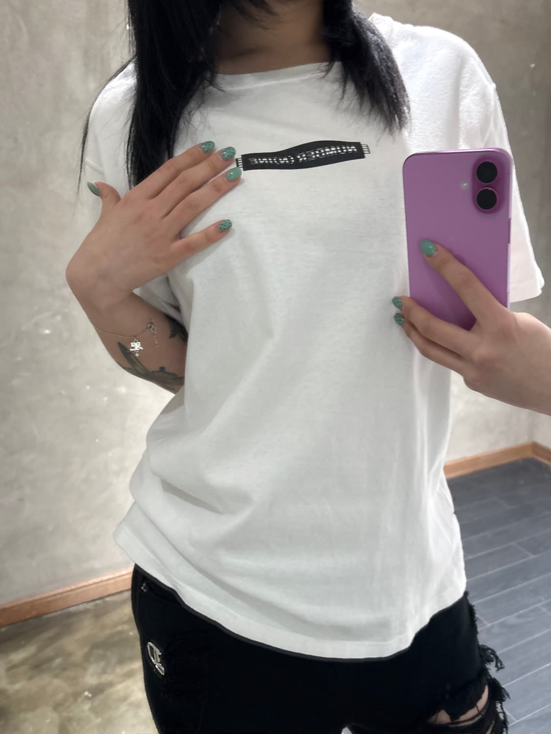 넘버나인 박스로고 티셔츠 상품이미지1